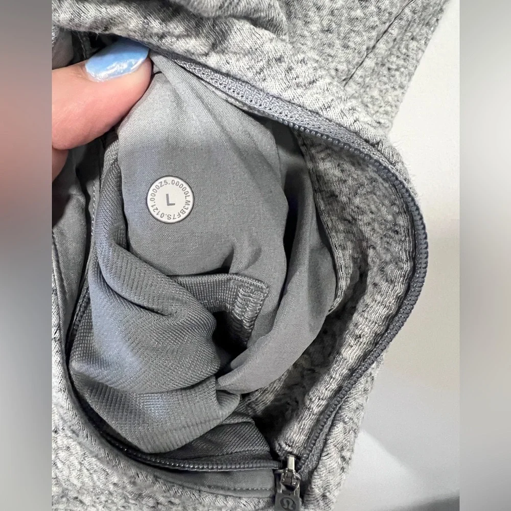 Men’s Lululemon At Ease Hoodie Textured Gray - Picture 5 of 6